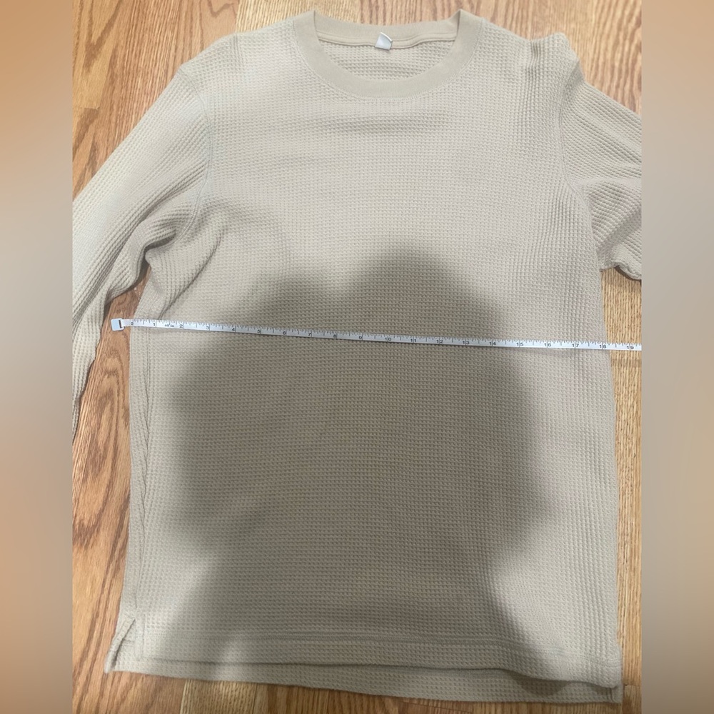 Uniqlo Cream Beige Knit Sweater Unisex - Picture 4 of 4
